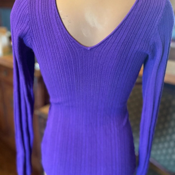 Elena Gilbert TVD Guess Crossover Sweater NWT - Picture 4 of 5